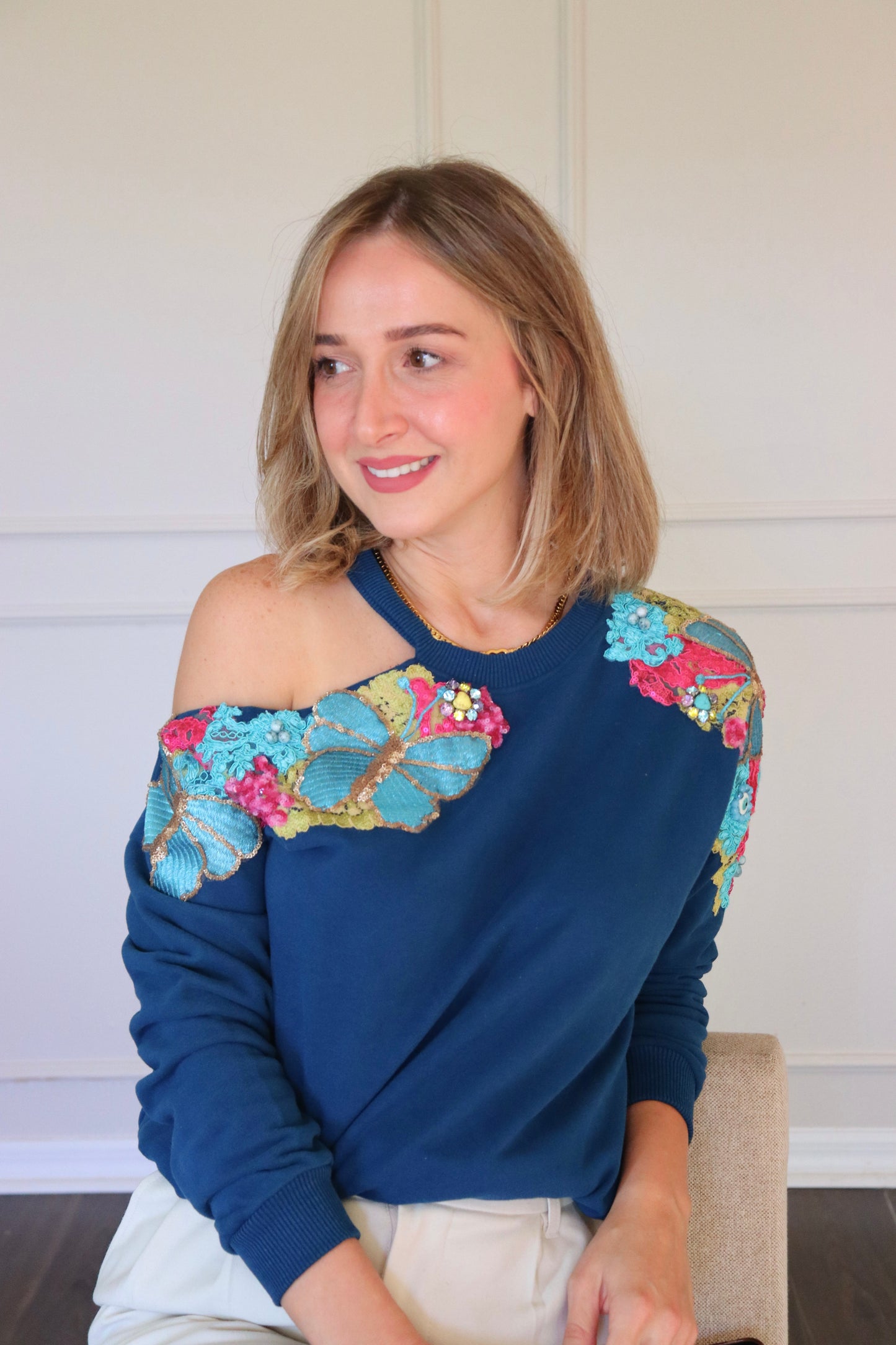 Cold shoulder flower embellished ribbed sweater- Blue
