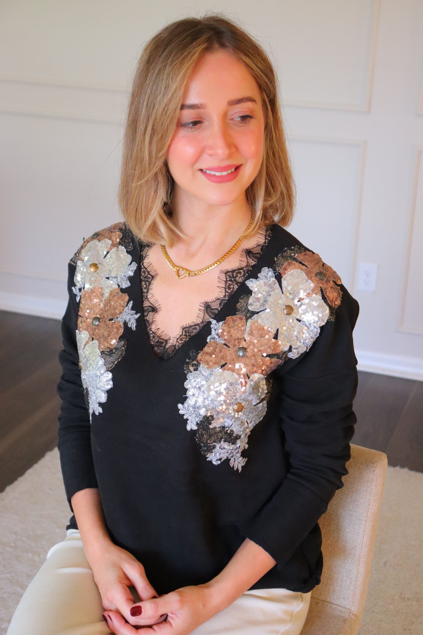 V-Neck Sequin flower sweater- Black