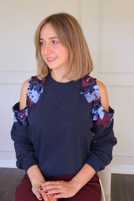 Cold shoulder flower embellished ribbed sweater- Navy Ble