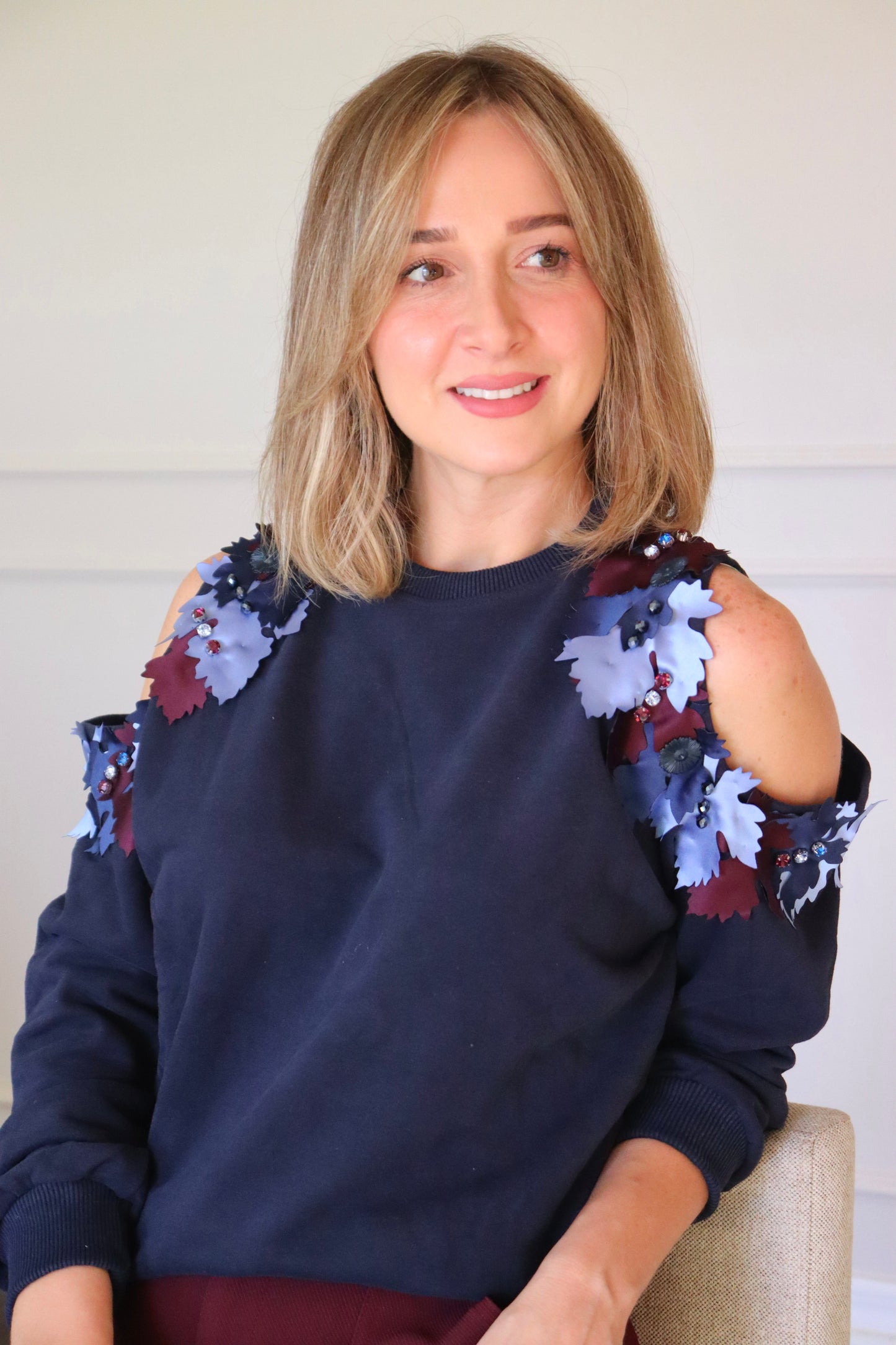 Cold shoulder flower embellished ribbed sweater- Navy Ble