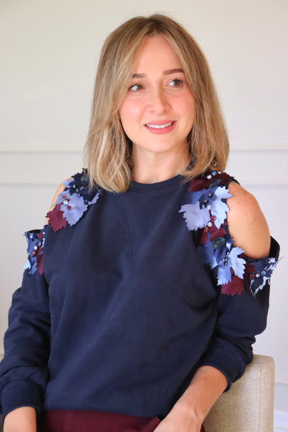 Cold shoulder flower embellished ribbed sweater- Navy Ble